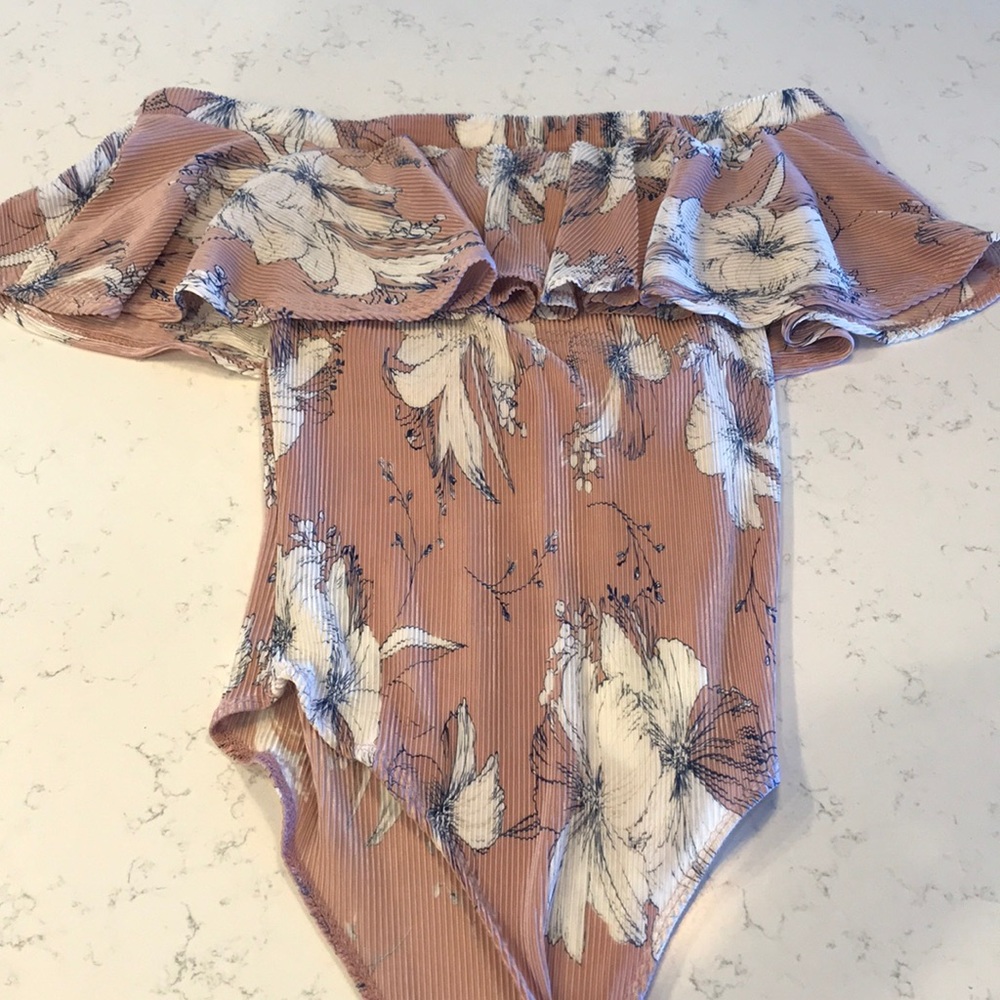 Charlotte Russe Women’s Floral Bodysuit